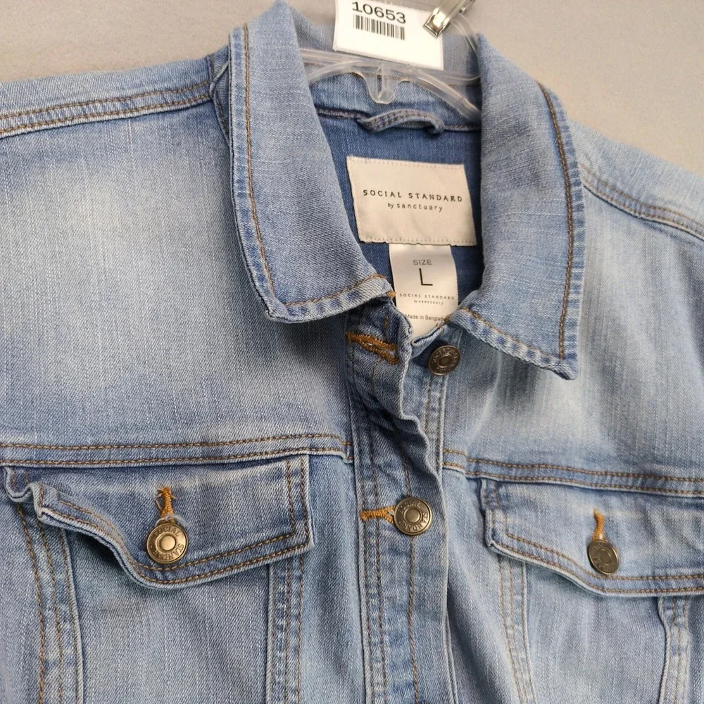 Social Standard by Sanctuary Blue Jean Jacket Womens L Stretch Denim Trucker Y2K